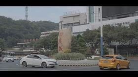 實(shí)拍湖北荊門(mén),早晨7點(diǎn)的街景,帶你們看看荊門(mén)的城市建設(shè)